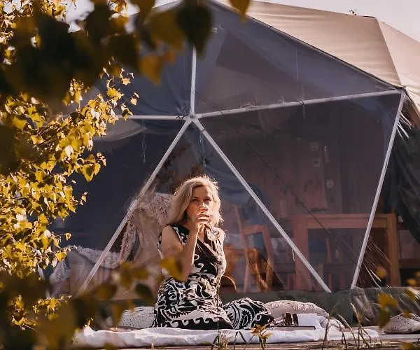 Vegan House Luxury tent Miedzylesie (Silesia)